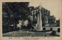 VINTAGE POSTCARD Mans Wright Monument and the apse of the Militaria cathedral