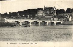 CPA Amboise Le Chateau et le Pont