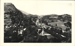 Cuadro total pesado de la POSTAL de la VENDIMIA en la basílica y el martirio tomados del castillo