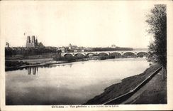 CPA Orleans Vue Generale Les bords de la Loire