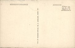 VINTAGE POSTCARD La Rochelle Court of the Town hall