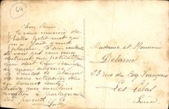 La avenida Leon de Pau de la POSTAL de la VENDIMIA dice y bulevar de los Pyrenees