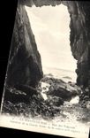 VINTAGE POSTCARD Pointe Of the Strong current Bay of Trespass Interior of the large Cave