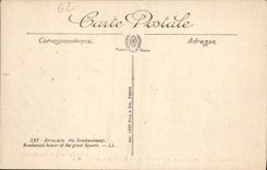 CPA Arras Apres Le Bombardement Maisons Bombardees de la Grande Place Militaria 
