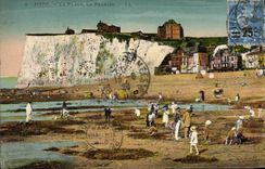 VINTAGE POSTCARD Seas the Beach the Cliff