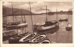 CPA Nice Le Port Bateaux