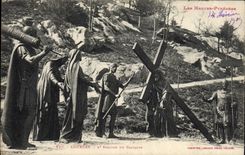VINTAGE POSTCARD Heavy 4th Station Of the Martyrdom Christ