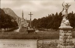 VINTAGE POSTCARD Heavy Saint Michel the Esplanade and the Basilica