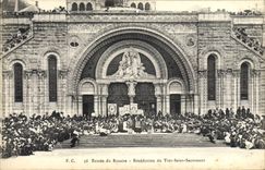 VINTAGE POSTCARD Heavy Entry of the rosary Blessing of the TS sacrament