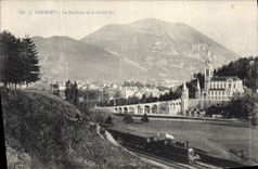 CPA Lourdes La Basilique et le Grand Jer Train a vapeur