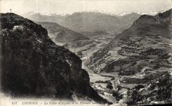 CPA Lourdes La Vallee d'Argeles et les Pyrenees