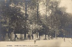 VINTAGE POSTCARD Heavy Entry Of the Crypt And the swimming pool