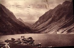 CPA Cauterets Le lac de Gaube 