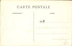 CPA Rouen Portail de la cour des Libraires Cour interieure