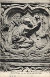 CPA Rouen Cathedrale Portail des Libraires Medaillons Homme drape avec des ailes et une tete d'aigle Aigle Rapace 