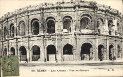 CPA Nimes Les Arenes Vue Exterieure