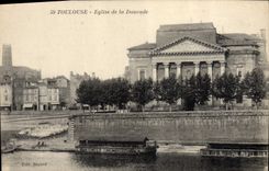 VINTAGE POSTCARD Toulouse Church of Sea-bream