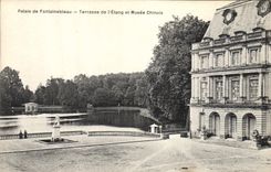 CPA Palais de Fontainebleau Terrasse de L'Etang et Musee Choinois
