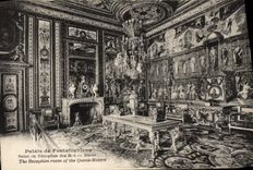 VINTAGE POSTCARD Drill of Fontainebleau Reception room of the Queens Mothers