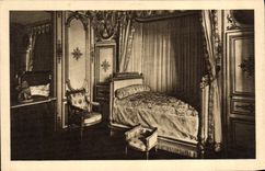 VINTAGE POSTCARD Palate of Fontainebleau Room of Madam de Maintenon