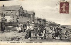CPA Luc sur Mer La Plage devant le Casino Enfants