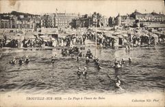 CPA Trouville sur Mer La Plage a l'heure des Bains
