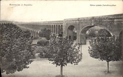 VINTAGE POSTCARD Montpellier Acqueduc