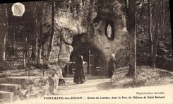 CPA Fontaine les Dijon Grotte de Lourdes Dans le Parc du Chateau de Saint Bernard