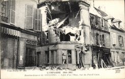 CPA Campagne Bombardement de Soissons Effet d'un obus rue du Pot d'Etain Militaria