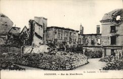 VINTAGE POSTCARD Soissons Street of the Mount Militaria Reverse