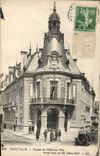 CPA Trouville Facade de L'Hotel de Ville Automobile
