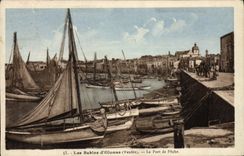 POSTAL de la VENDIMIA Sables d'Olonne los barcos del puerto pesquero