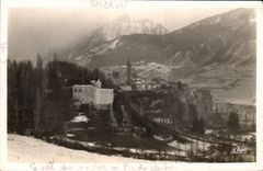 VINTAGE POSTCARD Spray the City on its Rock Peak of the Bell-tower