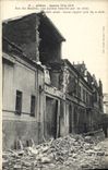 CPA Arras Guerre Rue des Baudets Une Maison eventree par les obus Militaria