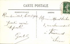 CPA Rambouillet Le Chateau Pris de la Place d'Armes