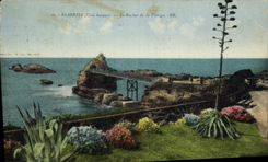 VINTAGE POSTCARD Biarritz the Rock the Rock of the Virgin