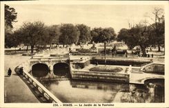 CPA Nimes Le Jardin de la Fontaine 