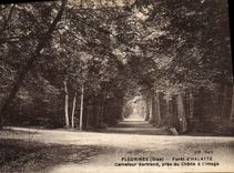 Taladro de Fleurines de la POSTAL de la VENDIMIA de la encrucijada Beltrán de Halatte cerca del roble a la imagen