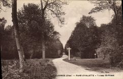 Taladro de Fluerines de la POSTAL de la VENDIMIA del sacerdote del St del poste de Halatte