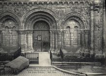 CPA Poitiers Eglise Notre Dame la Grande Les trois portes