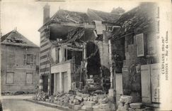 VINTAGE POSTCARD Soissons Kills out of the castle