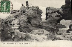 VINTAGE POSTCARD Biarritz the Cabin of Theater