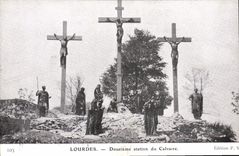 VINTAGE POSTCARD Heavy Twelfth Station of the Martyrdom