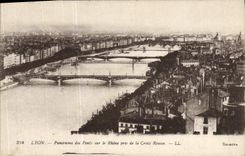 Panorama de Lyon de la POSTAL de la VENDIMIA de los puentes en el Rhone cerca de la cruz Russet-red