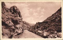 CPA Les Beaux Baysages de France Routes du Tourmalet Tranchee dans la neige apres une avalanche
