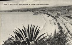 CPA Nice Vue Generale de la Plage prise du Chateau