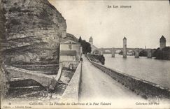 VINTAGE POSTCARD Cahors the Fountain of the Carthusian monks and the Valentre Bridge