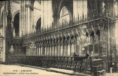 VINTAGE POSTCARD Amiens Cathedrale Dimensions stalls