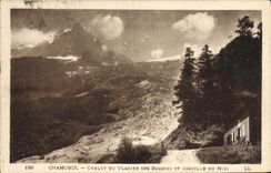 El chalet de Chamonix de la POSTAL de la VENDIMIA del glaciar del dejó nos trabajar y los interruptores al sur