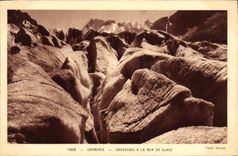 CPA Chamonix Crevasses a La mer de Glace